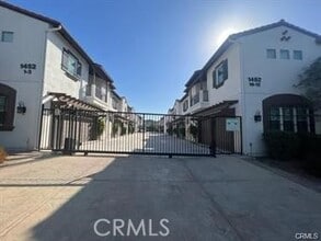 Building Photo - 1452 S White Ave