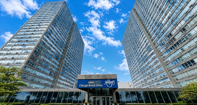 Building Photo - 4800 S Chicago Beach Dr