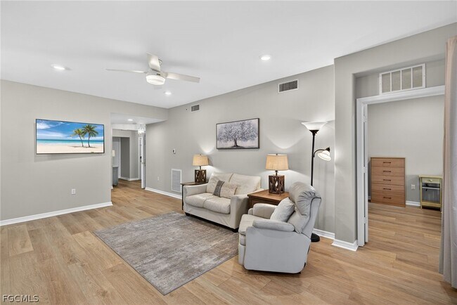 Foto del edificio - 1440 Tiffany Ln