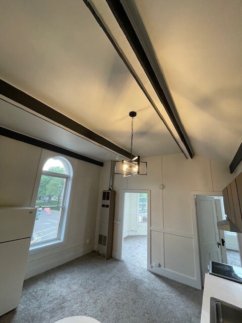 Building Photo - 100 3rd St