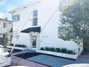 Building Photo - 7510 Byron Ave