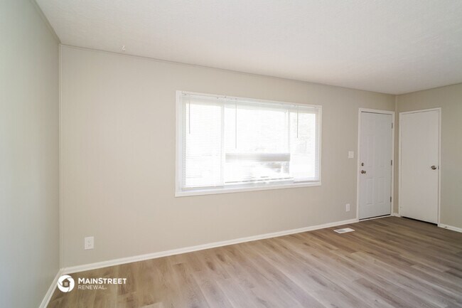 Foto del edificio - 217 Woodland Dr