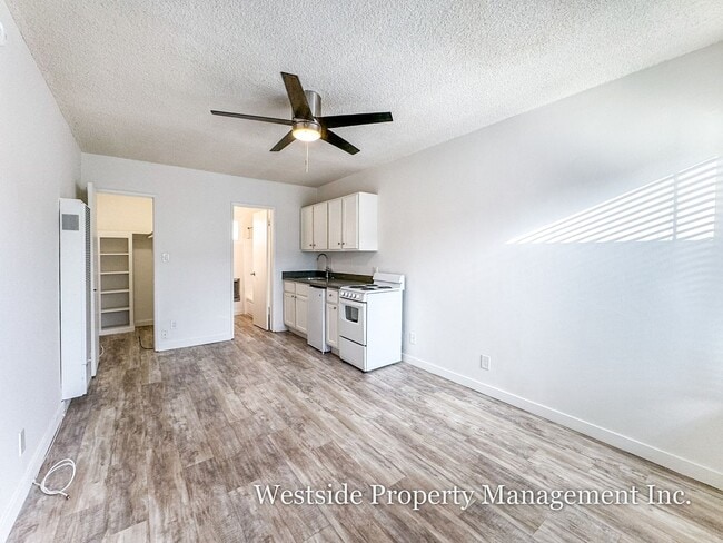 Building Photo - 28 Sunset Ave