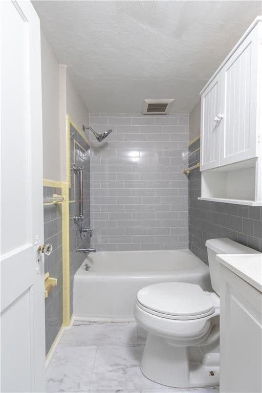 Building Photo - 31 Kirby St