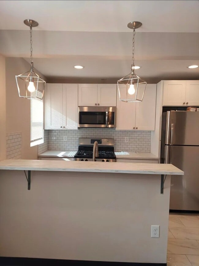 Foto del edificio - 6135 MacBeth Dr