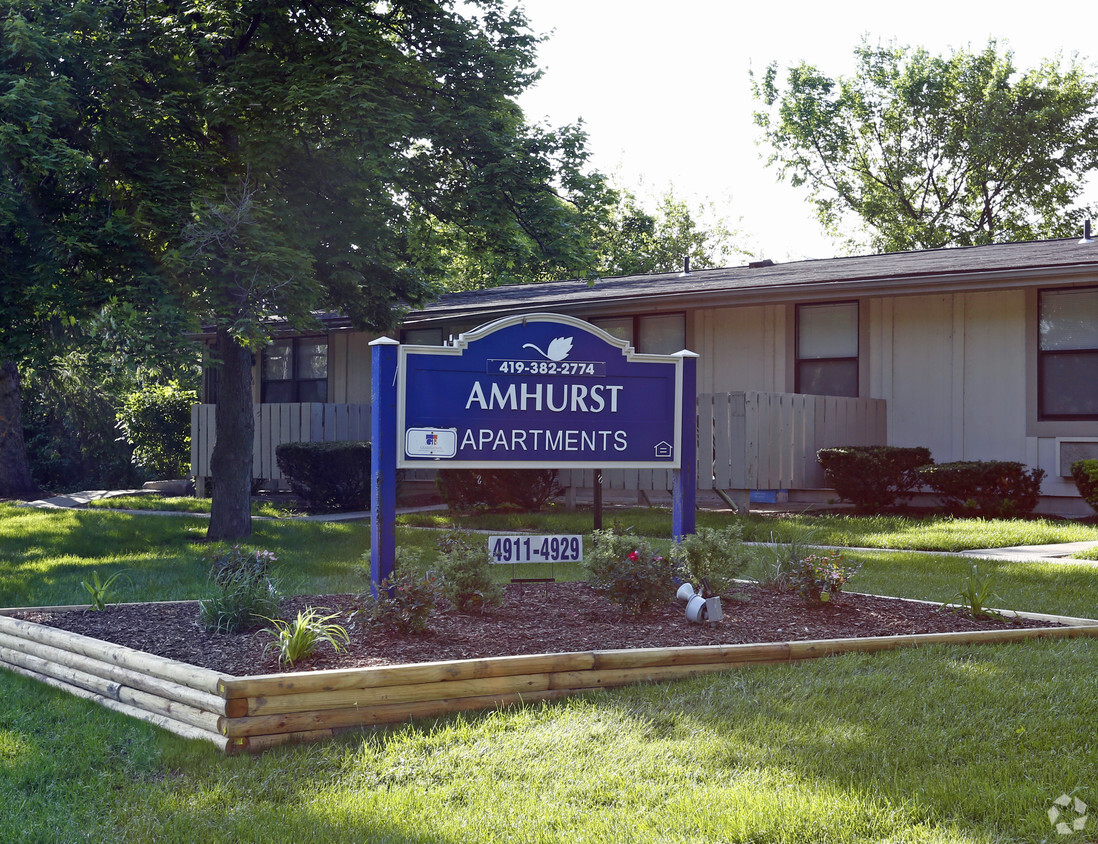 Primary Photo - Amhurst Apartments