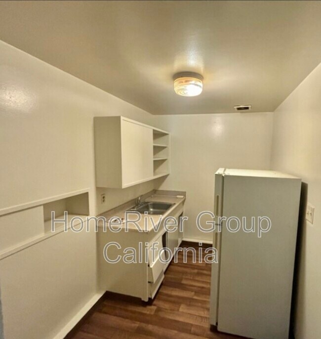 Foto del edificio - 2209 W St