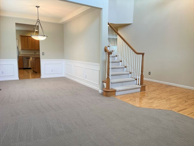 Building Photo - 1853 Pointe Woodworth Dr NE