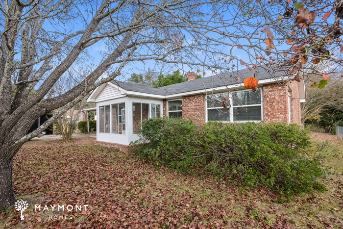 Building Photo - 516 Hazel Dr