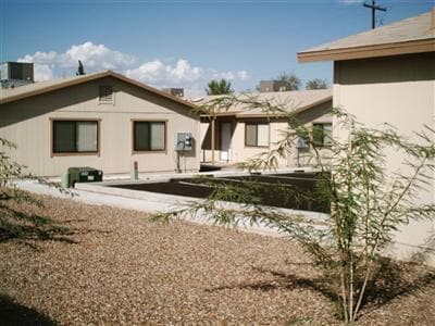 Building Photo - 335 E Elvira St