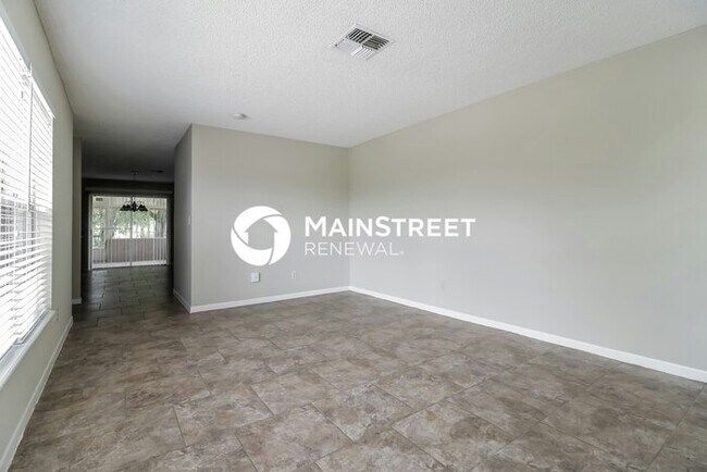 Foto del edificio - 3 Bedroom Pet-Friendly Home in Palm Bay, FL with Main Street Renewal