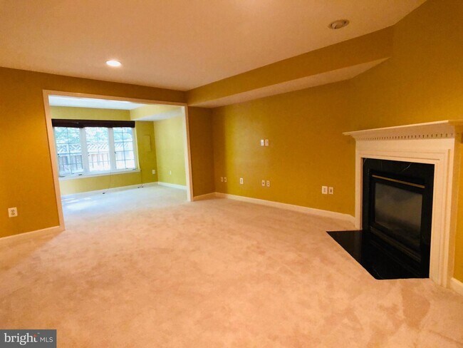 Building Photo - 4312 Park Green Ct