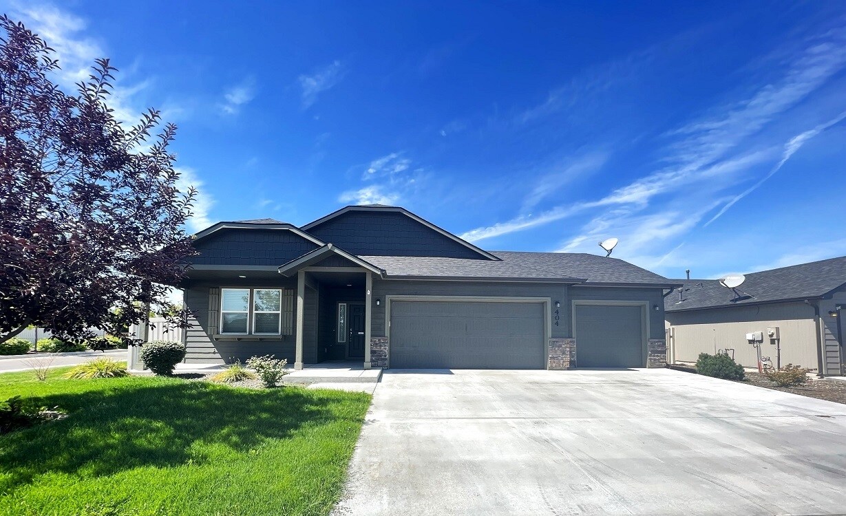 Foto principal - 404 S Voyage Ave