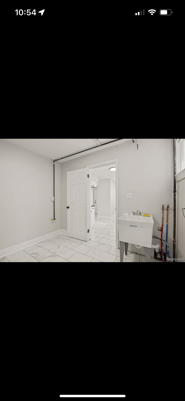 Foto del edificio - Newly Remodel Home