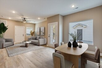 Building Photo - 12812 W Wheatland Ct
