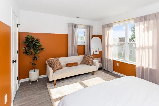 Building Photo - Wide Open Spaces - 3 Bedroom 1.5 Bath Half Double