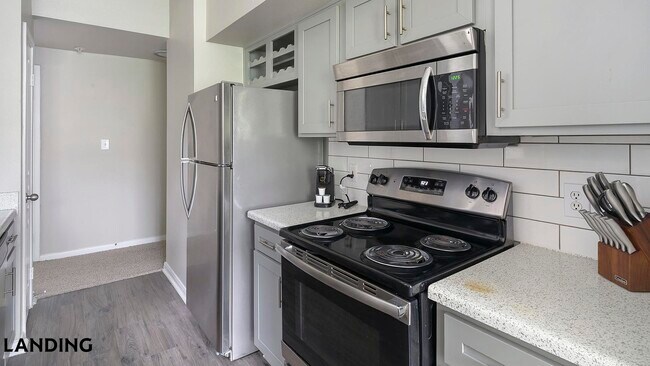 Foto del edificio - 2500 Woodland Park Dr