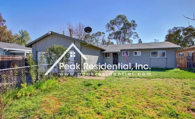 Building Photo - 3 br, 2 bath House - 8744 Elk Way