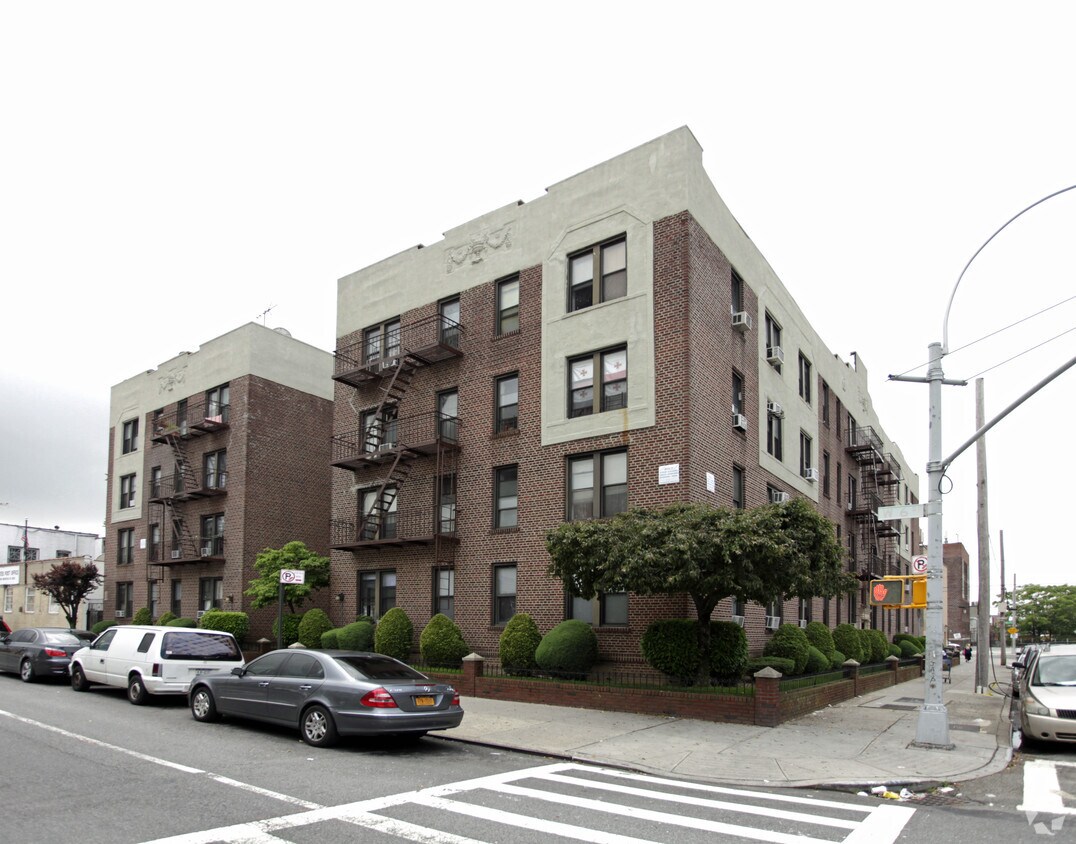 Primary Photo - 1702 W 6th St