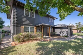 Building Photo - 1212 NW 105th Terrace