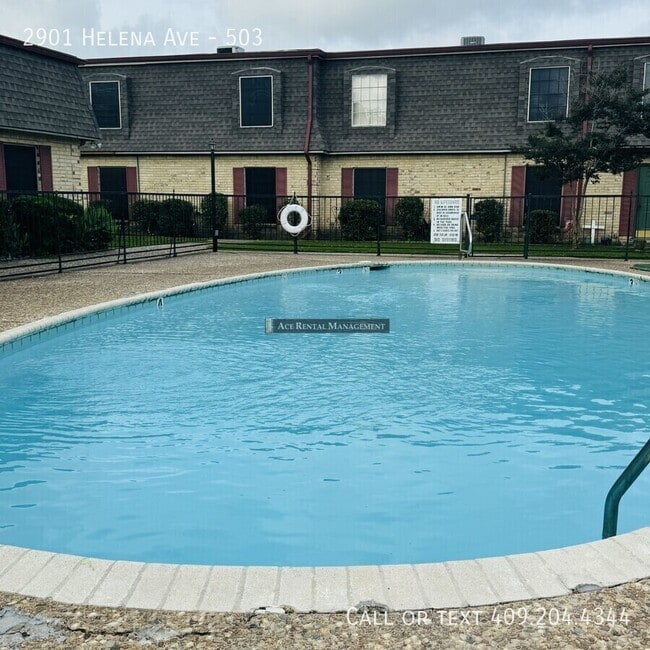 Foto del edificio - 2901 Helena Ave