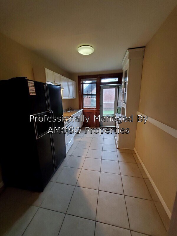Foto del edificio - 419 Holly Hills Ave