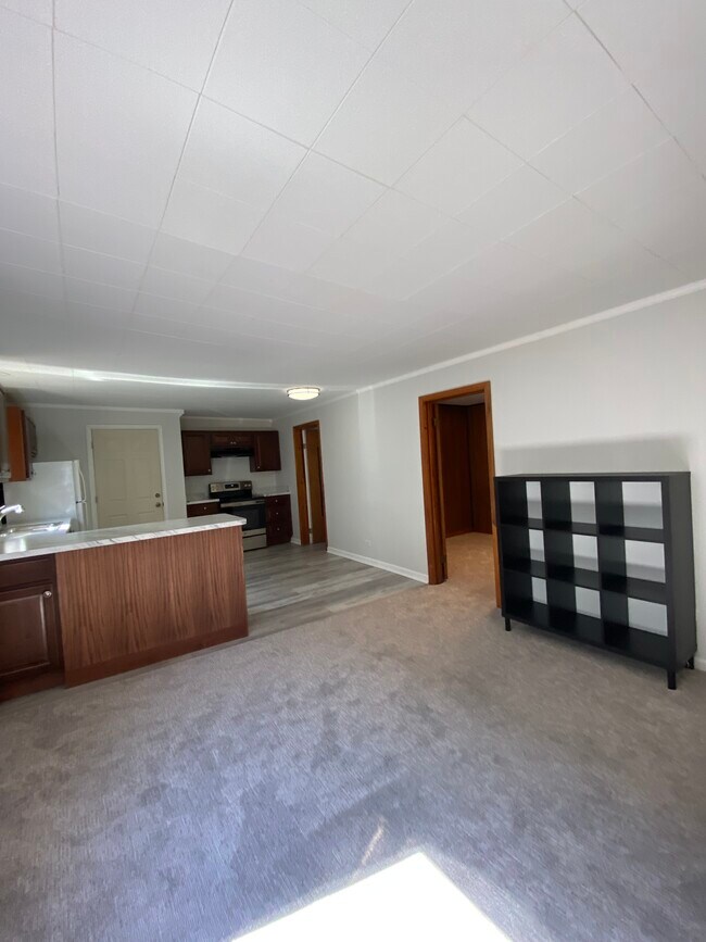 Foto del edificio - 3548 S Western Ave