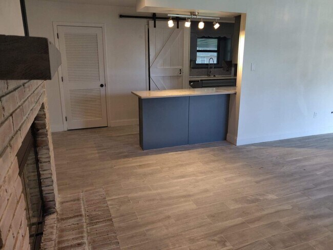 Foto del edificio - 442 McGuire Cir