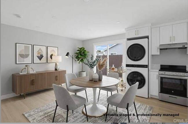 Foto del edificio - 14547 Kittery St