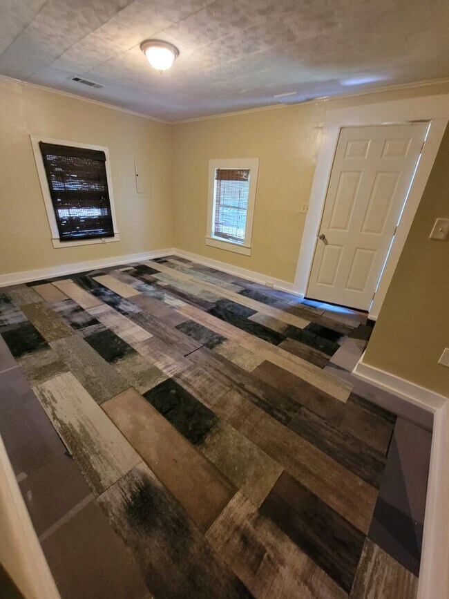 Foto del edificio - 3BDRM 1 BATH