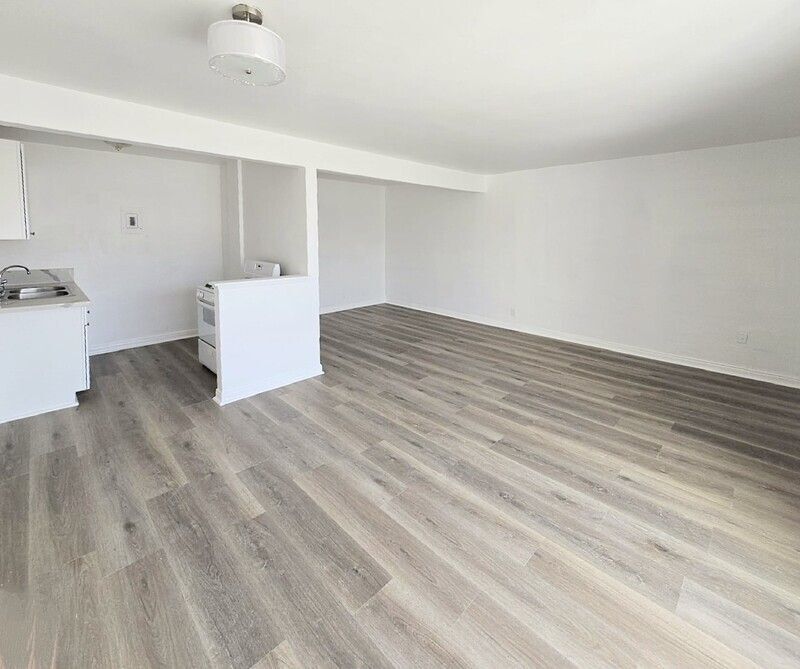 Primary Photo - 1822 W Sumac Ln
