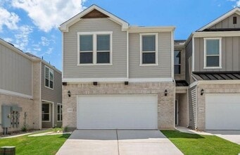 Building Photo - 2725 Woodall Dr