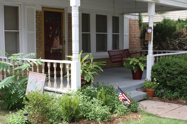 Porch swing - 2507 21st St