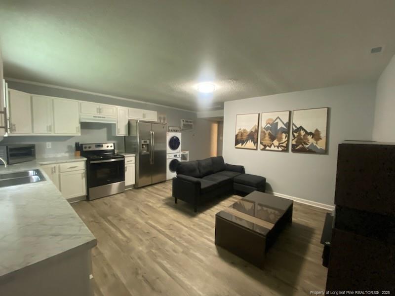 Foto principal - 3250 Willard Dr