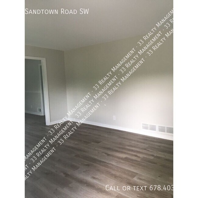 Building Photo - 2333 Sandtown Rd SW