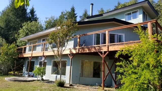 On 5 secluded ridgetop acres - 11610 Our Peak Rd