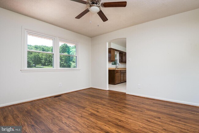 Building Photo - 5551 O'Bannon Rd