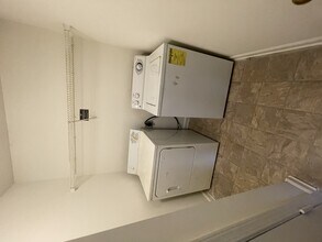 Interior Photo - Wesley Hampstead Apartments at Douglasville