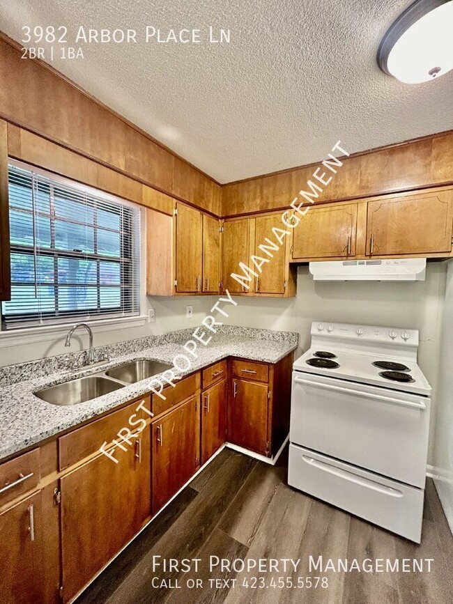 Foto del edificio - $700 Off One Month's Rent: 2/1 Remodeled D...