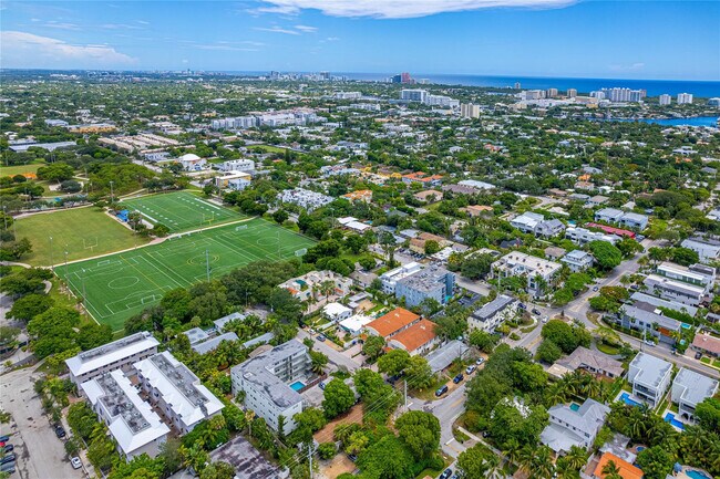 Foto del edificio - 609 NE 13th Ave