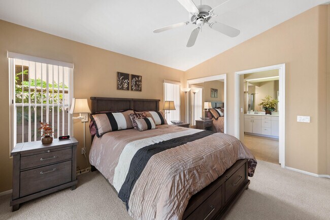 Building Photo - 78975 Champagne Ln