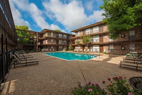 Piscina - The Plaza at Hobby Airport