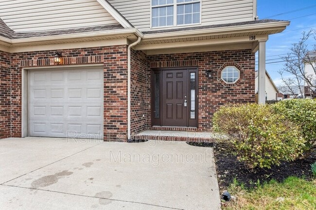 Foto del edificio - 136 Lowell Ct