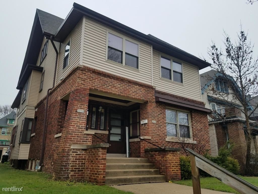 Primary Photo - 3030 N Maryland Ave