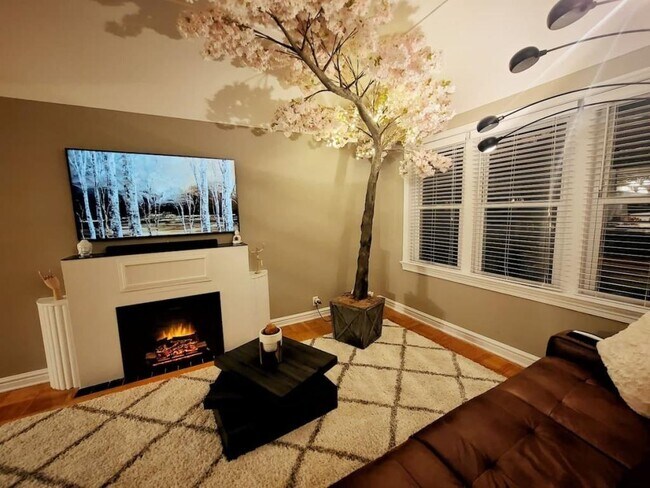 Foto del edificio - 7333 Amherst Ave