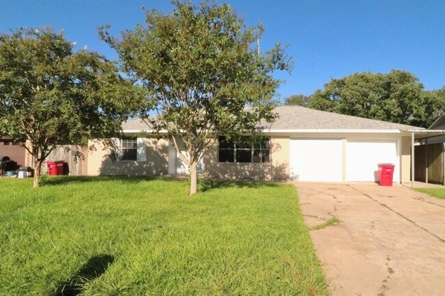 Building Photo - 918 Dixie Dr