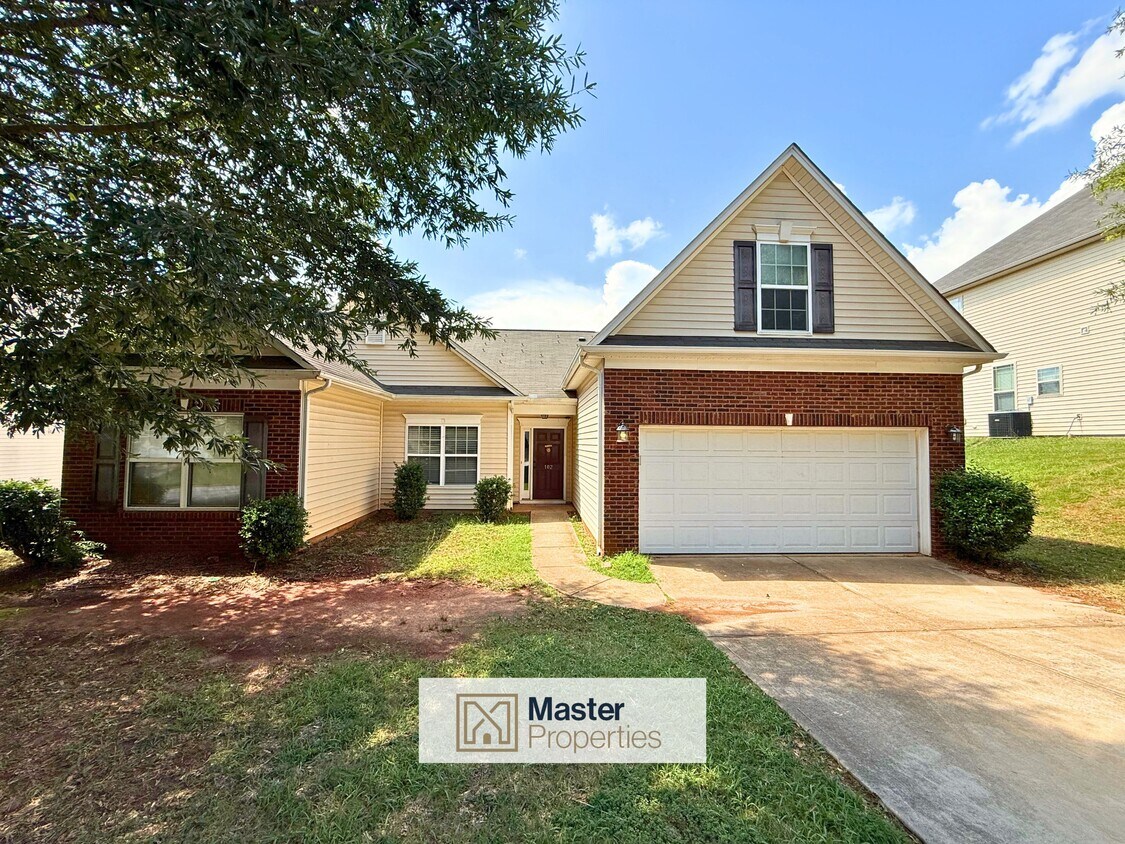 Foto principal - 102 Groveview Trail