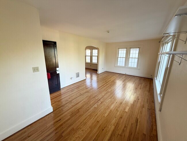 Living Room 1 - 225 Wilmore Pl