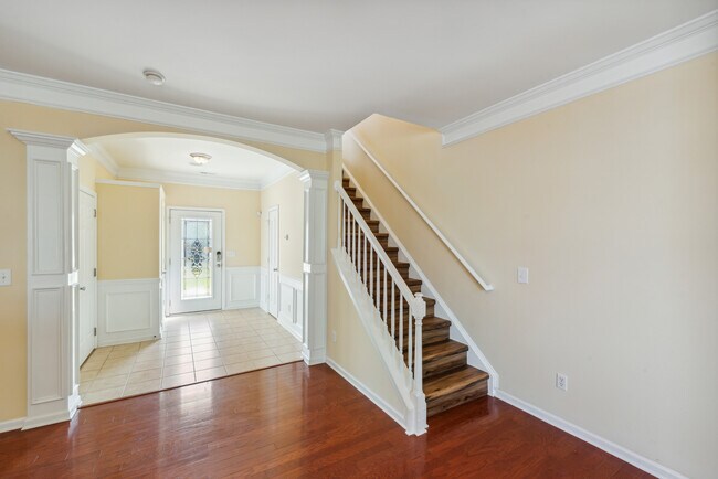 Foto del edificio - 9520 Mintworth Ave