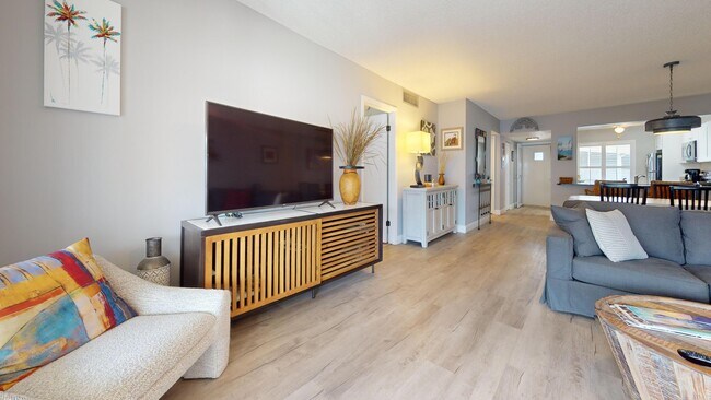 Foto del edificio - 1856 SW Palm City Rd